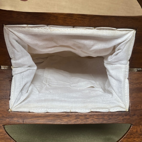 Vintage Woven Purse with Wood Clasp Handle Mid Century Style Handbags - Picture 9 of 16